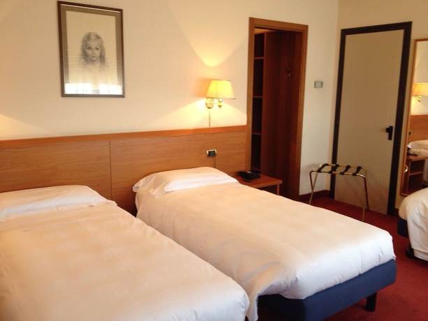 Imagen de la habitación del Hotel Palace, Rovigo. Foto 6