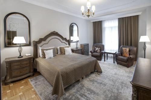 Imagen de la habitación del Hotel Palace, SINAIA. Foto 18