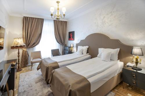 Imagen de la habitación del Hotel Palace, SINAIA. Foto 19