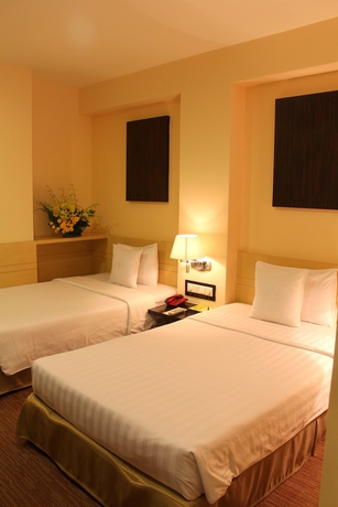 Imagen de la habitación del Hotel Palace Saigon. Foto 9