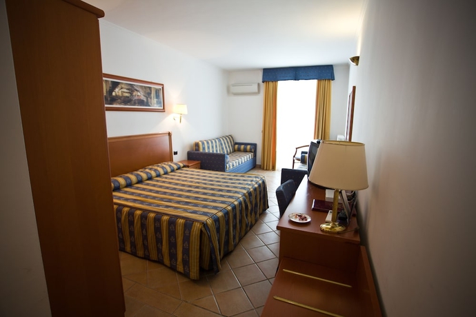 Imagen de la habitación del Hotel Palace San Michele. Foto 3
