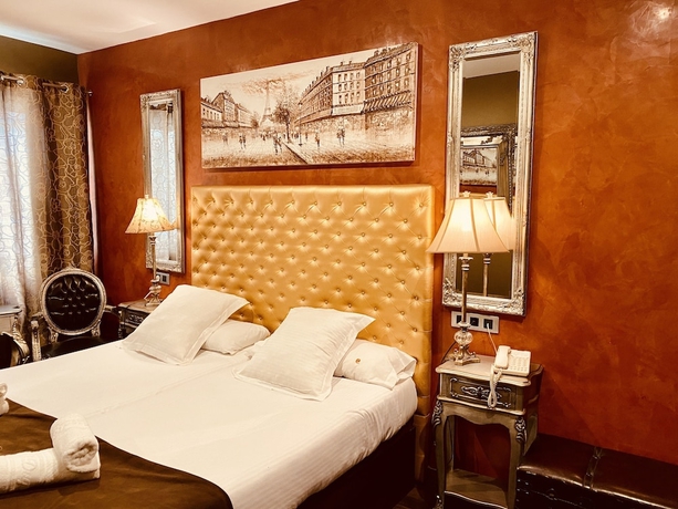 Imagen de la habitación del Hotel Palace Sevilla. Foto 11