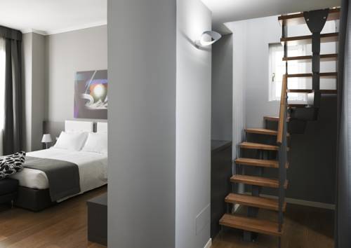 Imagen de la habitación del Hotel Palace Suite. Foto 12