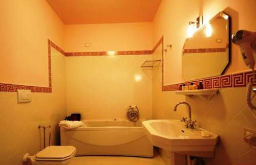 Imagen de la habitación del Hotel Palace Una Nuova Strada. Foto 14