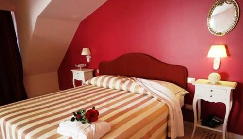 Imagen de la habitación del Hotel Palace Una Nuova Strada. Foto 15