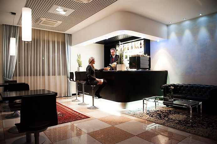 Imagen del bar/restaurante del Hotel Palace Verona. Foto 2