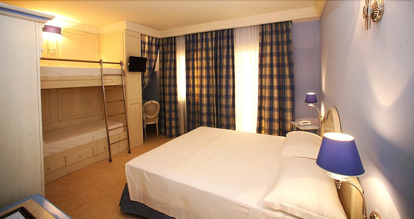 Imagen de la habitación del Hotel Palace Vieste. Foto 10