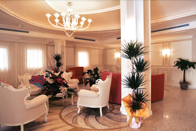 Imagen del bar/restaurante del Hotel Palace Vieste. Foto 3