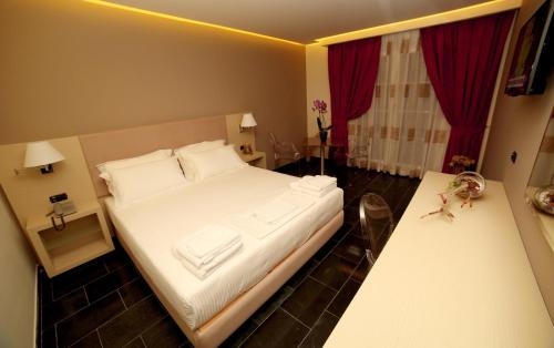 Imagen de la habitación del Hotel Palace, Vlore. Foto 7