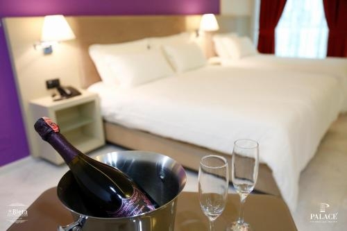 Imagen de la habitación del Hotel Palace, Vlore. Foto 9