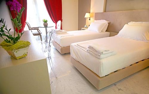 Imagen general del Hotel Palace, Vlore. Foto 4