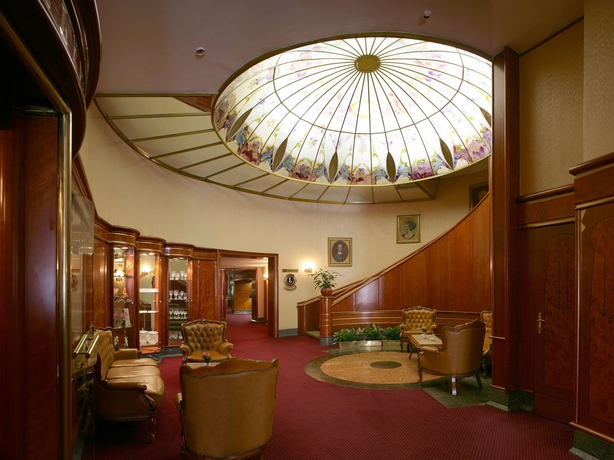 Imagen de los interiores del Hotel Palace, Zagreb. Foto 13