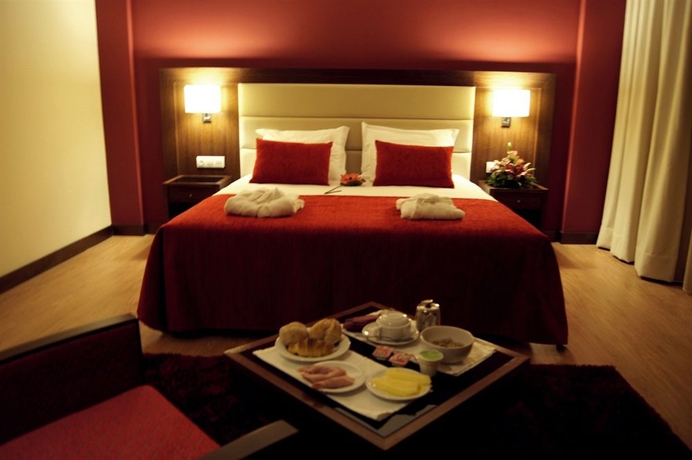 Imagen de la habitación del Hotel Palace and Spa Monte Rio. Foto 5