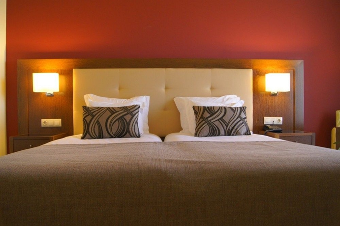 Imagen de la habitación del Hotel Palace and Spa Termas De S. Tiago. Foto 6