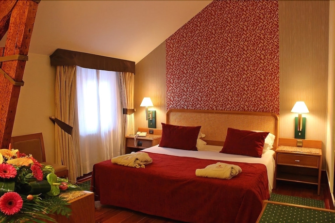 Imagen de la habitación del Hotel Palace and Spa Termas De São Vicente. Foto 8