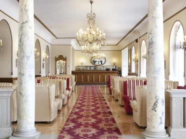 Imagen general del Hotel Palace-Bellevue. Foto 3