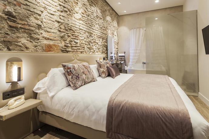 Imagen de la habitación del Hotel Palacete De Alamos. Foto 11