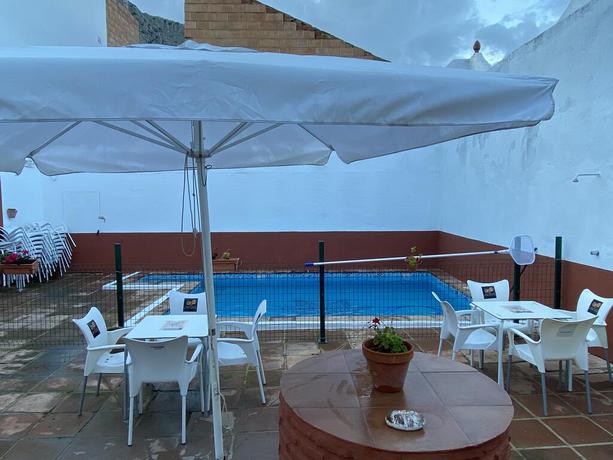 Imagen de la piscina del Hotel Palacete De Mañara. Foto 10