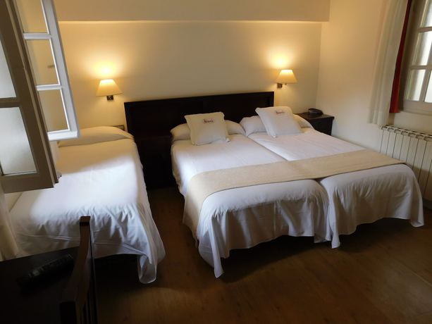 Imagen de la habitación del Hotel Palacete. Foto 19