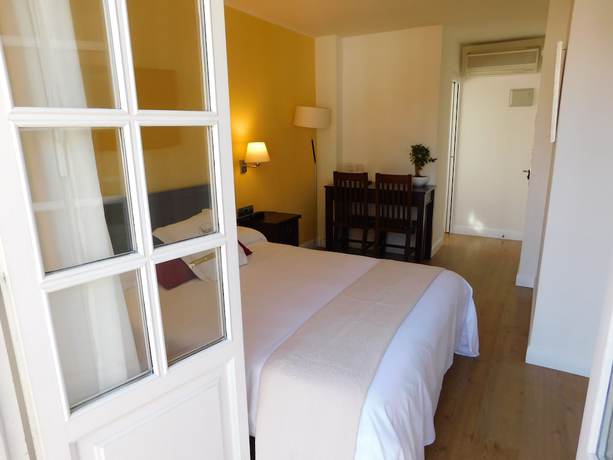 Imagen de la habitación del Hotel Palacete. Foto 20