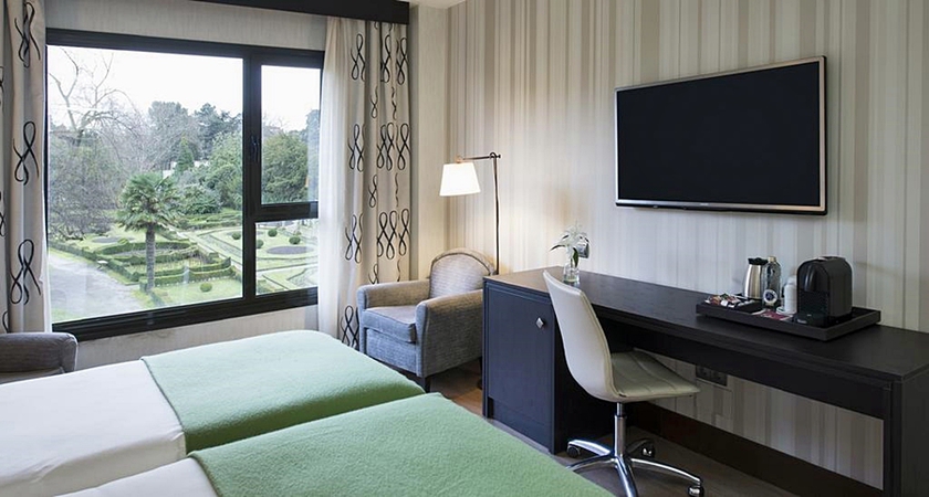 Imagen general del Hotel Palacio Aviles, Affiliated By Meliá. Foto 10