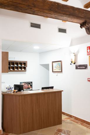 Imagen de los interiores del Hotel Palacio Baron Andilla. Foto 20