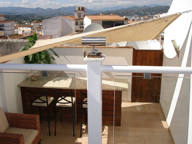 Imagen de los exteriores del Hotel Palacio Blanco. Foto 10