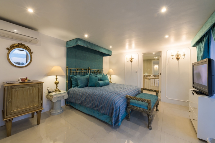 Imagen de la habitación del Hotel Palacio Borghese Boutique - Adults Only. Foto 13