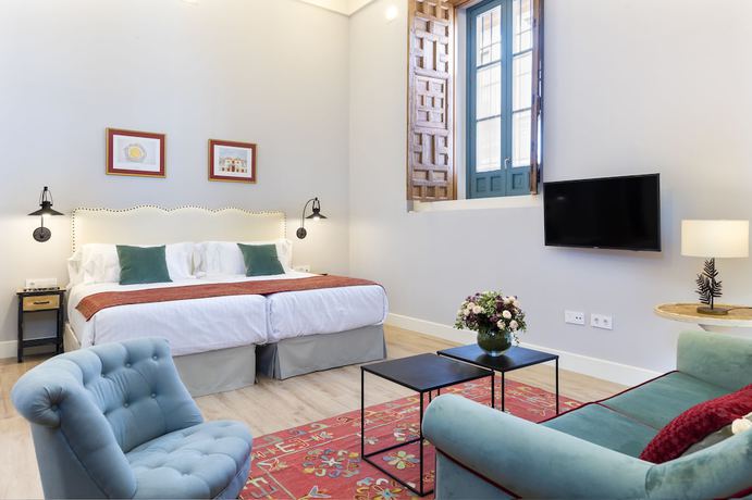 Imagen de la habitación del Hotel Palacio Bucarelli. Foto 4