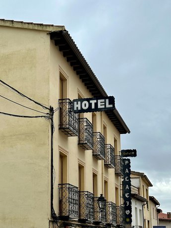 Imagen de los exteriores del Hotel Palacio Cogolludo. Foto 10