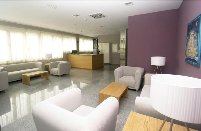 Imagen del bar/restaurante del Hotel Palacio De Asturias. Foto 8