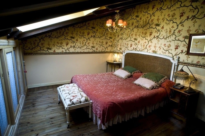 Imagen de la habitación del Hotel Palacio De Cutre. Foto 8