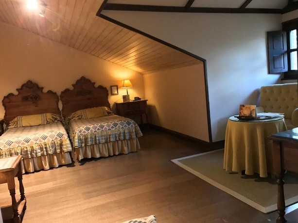 Imagen de la habitación del Hotel Palacio De Cutre. Foto 9