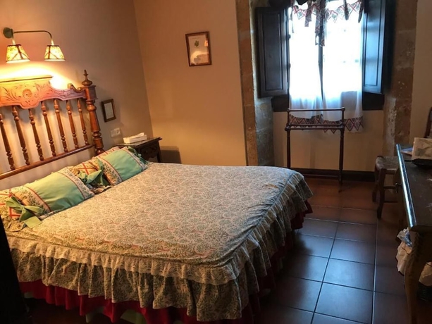 Imagen de la habitación del Hotel Palacio De Cutre. Foto 12