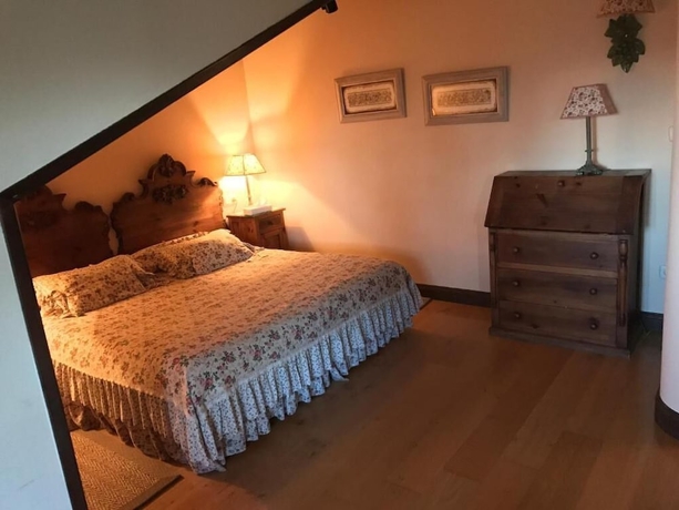 Imagen de la habitación del Hotel Palacio De Cutre. Foto 14