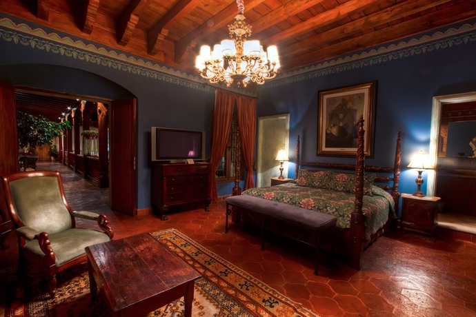 Imagen de la habitación del Hotel Palacio De Do&ntilde;a Leonor. Foto 10