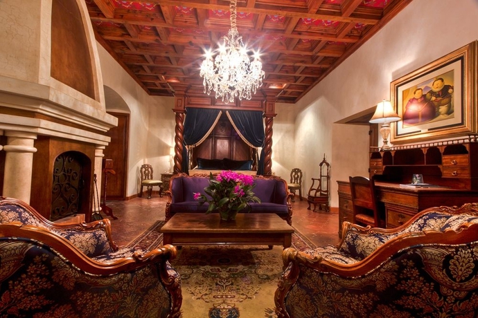 Imagen de la habitación del Hotel Palacio De Do&ntilde;a Leonor. Foto 11