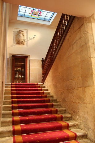 Imagen de los interiores del Hotel Palacio De La Magdalena. Foto 4