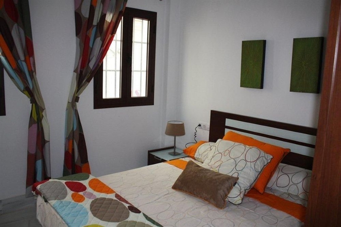 Imagen de la habitación del Hotel Palacio De Luja. Foto 9