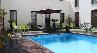 Imagen de la piscina del Hotel Palacio De Luja. Foto 10