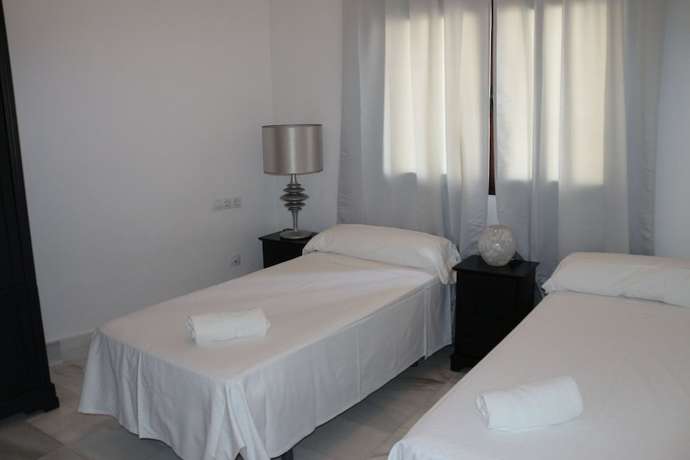 Imagen de la habitación del Hotel Palacio De Luja. Foto 5