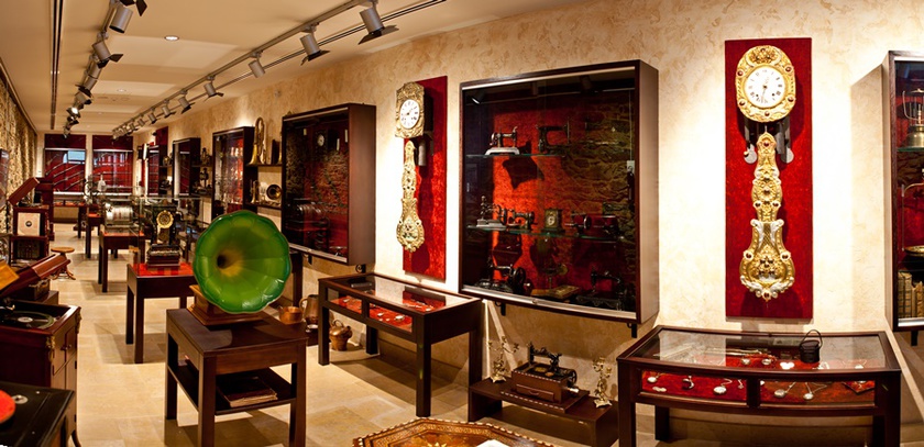 Imagen de los interiores del Hotel Palacio De Meras. Foto 10