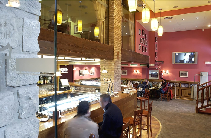 Imagen del bar/restaurante del Hotel Palacio De Pujadas By Mij. Foto 5