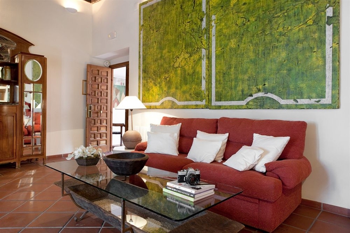 Imagen de los interiores del Hotel Palacio De Santa Inés. Foto 12