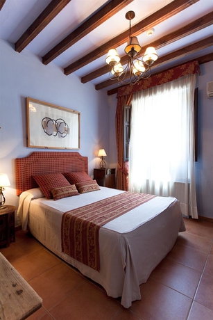 Imagen de la habitación del Hotel Palacio De Santa Inés. Foto 9