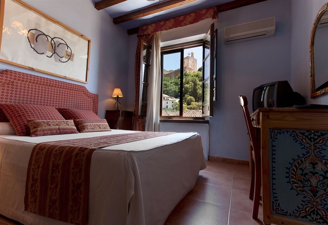 Imagen de la habitación del Hotel Palacio De Santa Inés. Foto 10