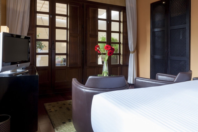 Imagen de la habitación del Hotel Palacio De Santa Paula, Autograph Collection. Foto 10