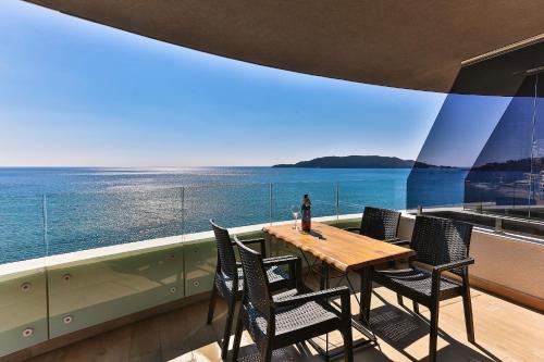 Imagen de la habitación del Hotel Palacio Del Mar, Rafailovici. Foto 18