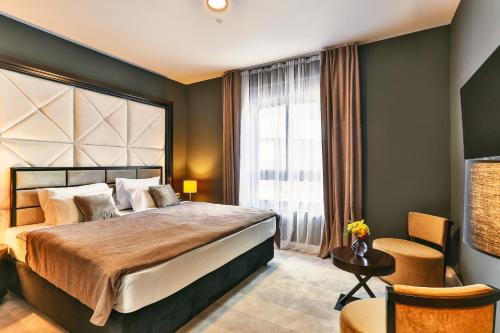 Imagen de la habitación del Hotel Palacio Del Mar, Rafailovici. Foto 19