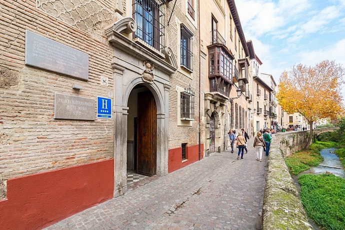 Imagen general del Hotel Palacio Mariana Pineda. Foto 8